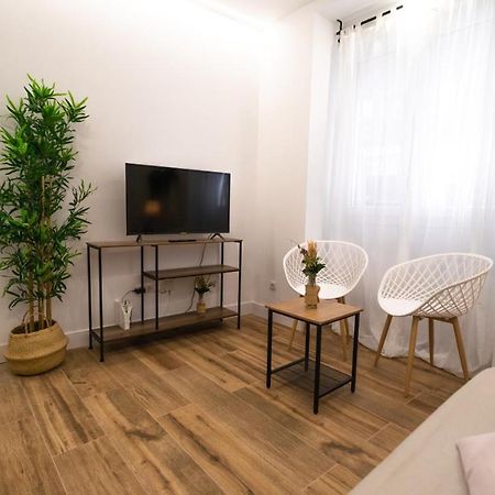 2 A 6 Pax Museos Y Ronda De Atocha Apartment Madrid Exterior photo