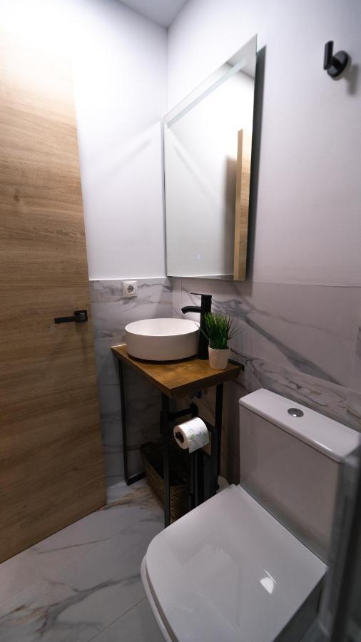 2 A 6 Pax Museos Y Ronda De Atocha Apartment Madrid Exterior photo