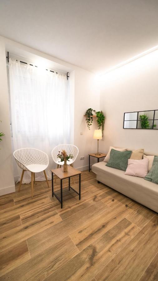 2 A 6 Pax Museos Y Ronda De Atocha Apartment Madrid Exterior photo